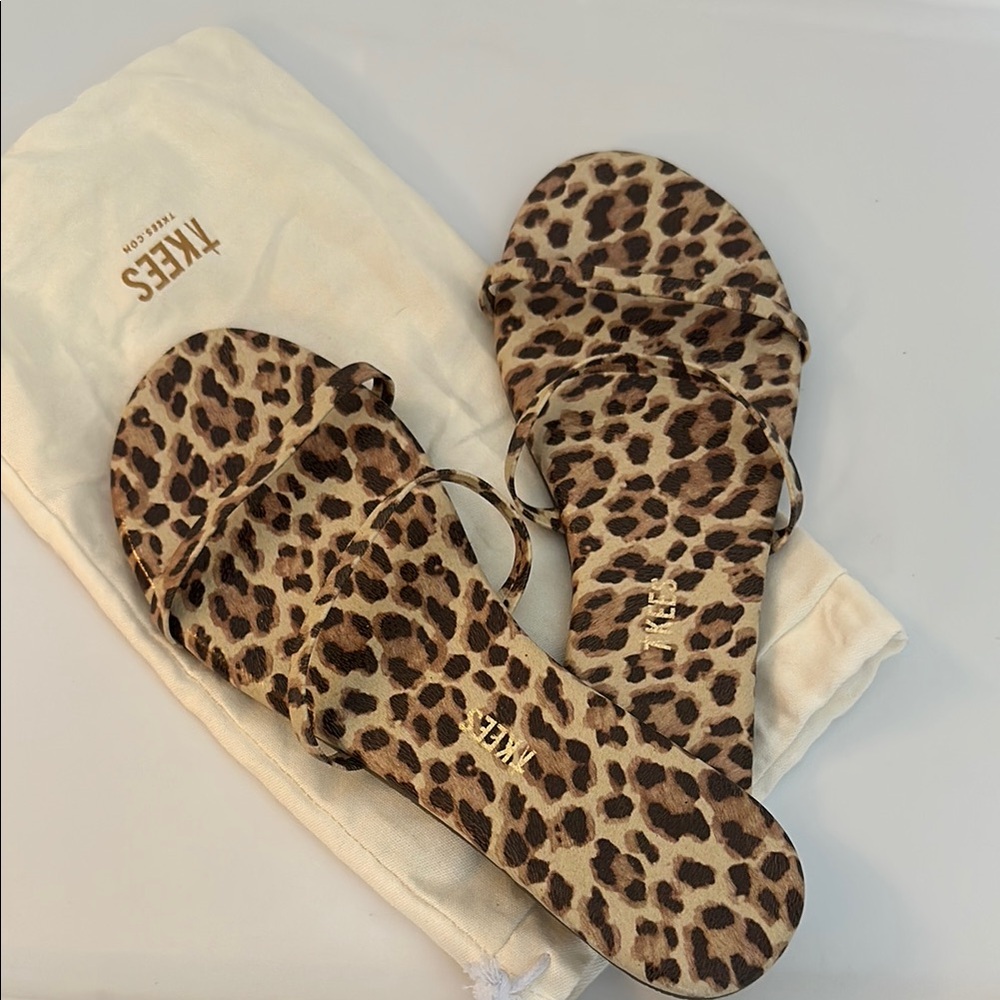 TKEES Leopard Pattern Sandals
